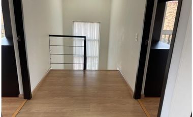 VENDO HERMOSA CASA EN CAJICA, CONJUNTO CERRADO.