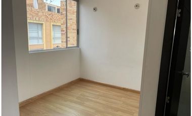 VENDO HERMOSA CASA EN CAJICA, CONJUNTO CERRADO.