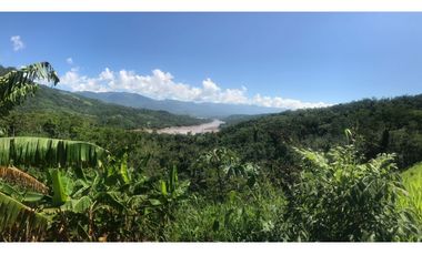 TERRENO CON RIO Y QUEBRADAS CHAZUTA