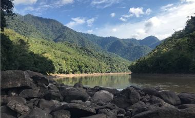 TERRENO CON RIO Y QUEBRADAS CHAZUTA