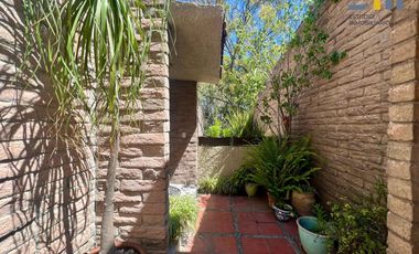 LOMAS DE BEZARES. casa en venta  en condominio