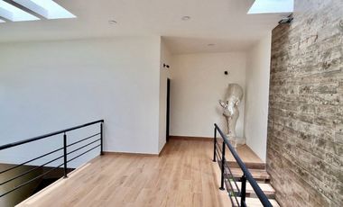 Casa Semi Amueblada de 3 Habitaciones con alberca y jardin con vigilancia