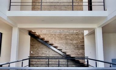 Casa Semi Amueblada de 3 Habitaciones con alberca y jardin con vigilancia