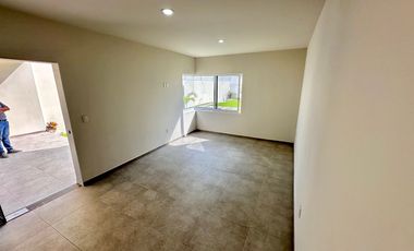 Casa en venta con alberca y jardin al sur de cuernavaca