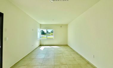 Casa en venta con alberca y jardin al sur de cuernavaca