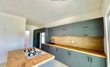 Casa en venta con alberca y jardin al sur de cuernavaca