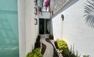 Casa de 1 nivel en renta en Burgos bugambilias