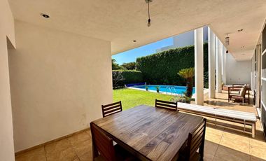 Enorme Propiedad frente al Lago de Exclusivo Kloster Sumiya Jiutepec. 4 Habitaciones