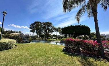 Enorme Propiedad frente al Lago de Exclusivo Kloster Sumiya Jiutepec. 4 Habitaciones