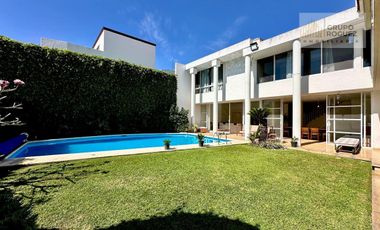 Enorme Propiedad frente al Lago de Exclusivo Kloster Sumiya Jiutepec. 4 Habitaciones