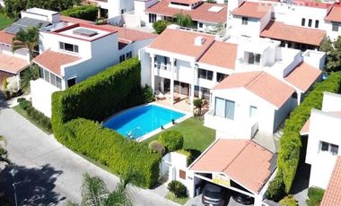 Enorme Propiedad frente al Lago de Exclusivo Kloster Sumiya Jiutepec. 4 Habitaciones