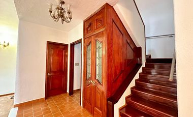 CASA  EN REFORMA AVENIDAS PRINCIPALES CON VIGILANCIA