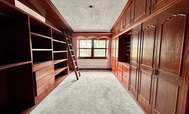 CASA  EN REFORMA AVENIDAS PRINCIPALES CON VIGILANCIA