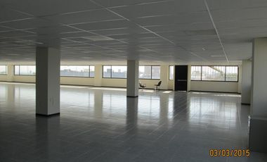Oficinas en renta de 1,000 m2 en Naucalpan