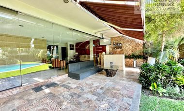 5 Recamaras con baño, bungalow, jardin y alberca enorme