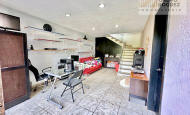 5 Recamaras con baño, bungalow, jardin y alberca enorme