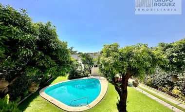 5 Recamaras con baño, bungalow, jardin y alberca enorme