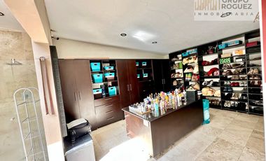 5 Recamaras con baño, bungalow, jardin y alberca enorme