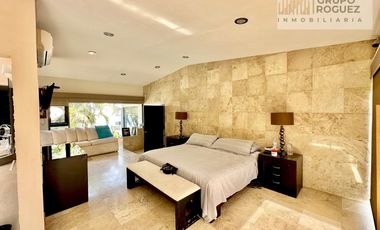 5 Recamaras con baño, bungalow, jardin y alberca enorme