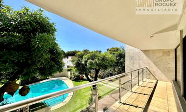 5 Recamaras con baño, bungalow, jardin y alberca enorme