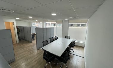 Oficina Planta libre/2B/2Estac/1Bod en Providencia