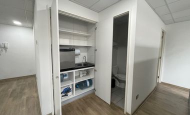 Oficina Planta libre/2B/2Estac/1Bod en Providencia