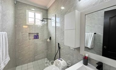 CASA EN VENTA EN COSTA SUR - VILLA VALENCIA