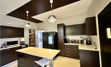 CASA EN VENTA EN COSTA SUR - VILLA VALENCIA