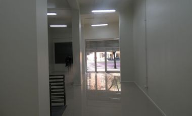 Excelente Local Comercial..!! En Pleno Providencia - Nuevo H