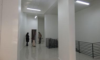 Excelente Local Comercial..!! En Pleno Providencia - Nuevo H