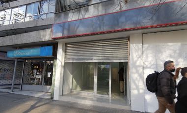 Excelente Local Comercial..!! En Pleno Providencia - Nuevo H