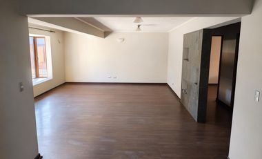 Se Arrienda Hermosa CASA 4D, 3B, 2E Limache
