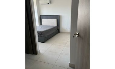 SE VENDE APARTAMENTO EN PH CONDADO COUNTRY CLUB CON 2 BALCONES