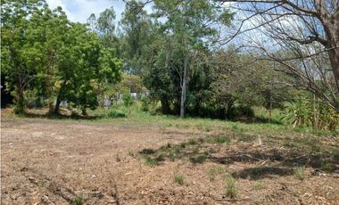 SE VENDE TERRENO DE 2994 METROS PLANO Y CERCA DE PLAYA / AG