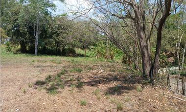 SE VENDE TERRENO DE 2994 METROS PLANO Y CERCA DE PLAYA / AG