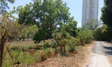 SE VENDE TERRENO DE 2994 METROS PLANO Y CERCA DE PLAYA / AG