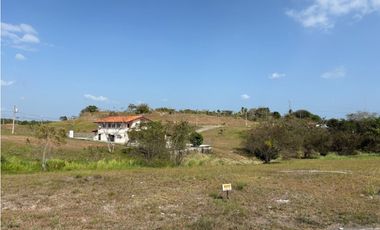 A LA VENTA TERRENO PLANO DE 811 METROS EN QUEBRADAS DEL VALLE / AG