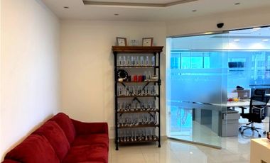 Move-in ready office at Prime Time Tower in Costa del Este