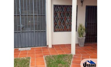 CASA EN AV. MORENO 2755