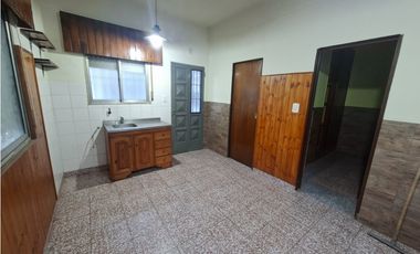 IMPECABLE CASA en PH EN ALQUILER - Ituzaingó Norte. A MTS DE AV. RATTI