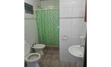 IMPECABLE CASA en PH EN ALQUILER - Ituzaingó Norte. A MTS DE AV. RATTI