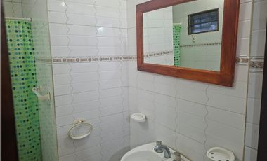 IMPECABLE CASA en PH EN ALQUILER - Ituzaingó Norte. A MTS DE AV. RATTI