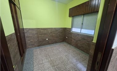 IMPECABLE CASA en PH EN ALQUILER - Ituzaingó Norte. A MTS DE AV. RATTI