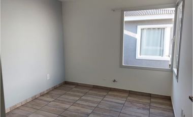 Alquiler 24 meses moderno dúplex de 3 ambientes.
