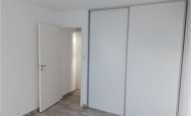 Alquiler 24 meses moderno dúplex de 3 ambientes.