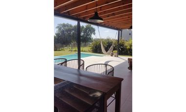 Alquiler 12 meses. Chalet en San Benito.