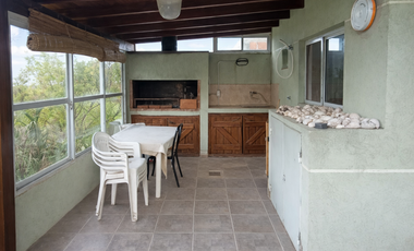 CASA  3 AMB MAS GARAGE QUINCHO EN MAR DE COBO