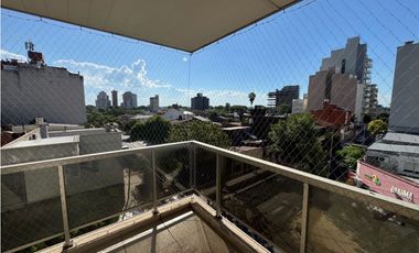 Se vende lujoso 3 dormitorios en zona Camba Cua