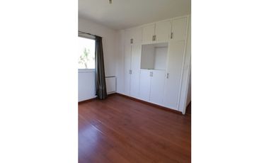 Casa en Venta de 5 habitaciones con piscina en B. Dalvian, Las Heras