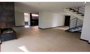 ARRIENDO CASA CAMPESTRE UNIFAMILIAR  CON BAÑO PRIVADO  EN CHIA
